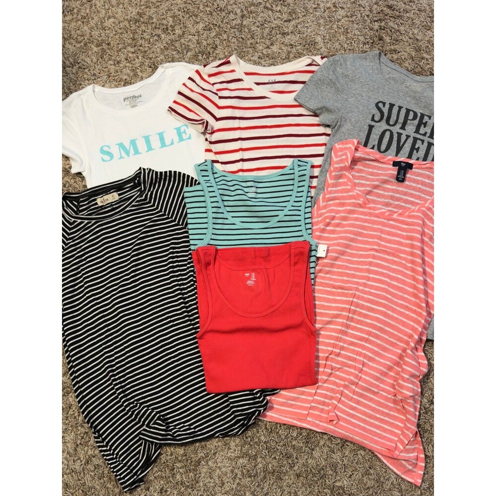 Old Navy Summer Shirt Bundle Lot of 7 Womens XS Tank Top Stripes